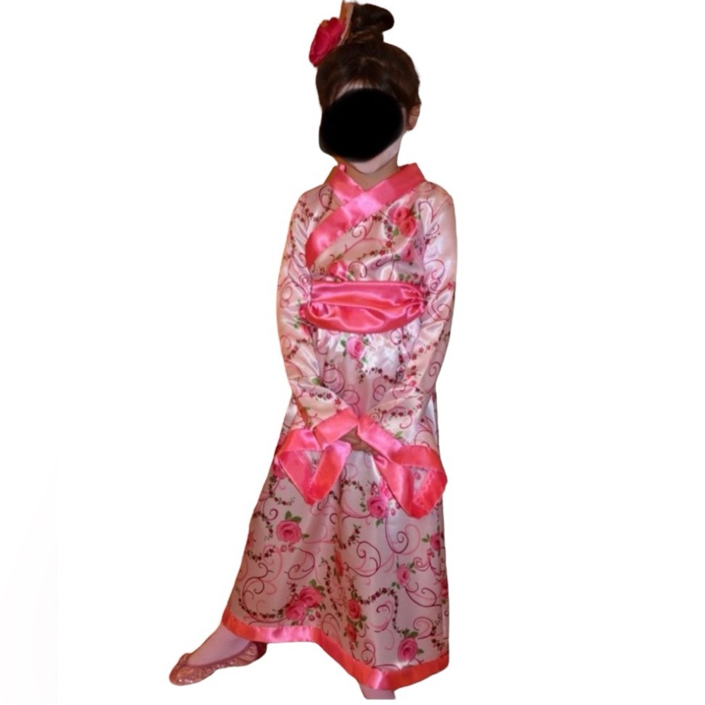 “Asian Princess” Girls Costume, Size S - Picture 2 of 3